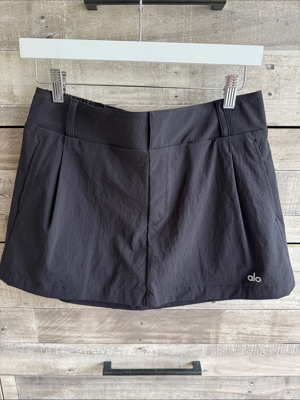 ALO Yoga Black Mini Skort with Subtle Logo